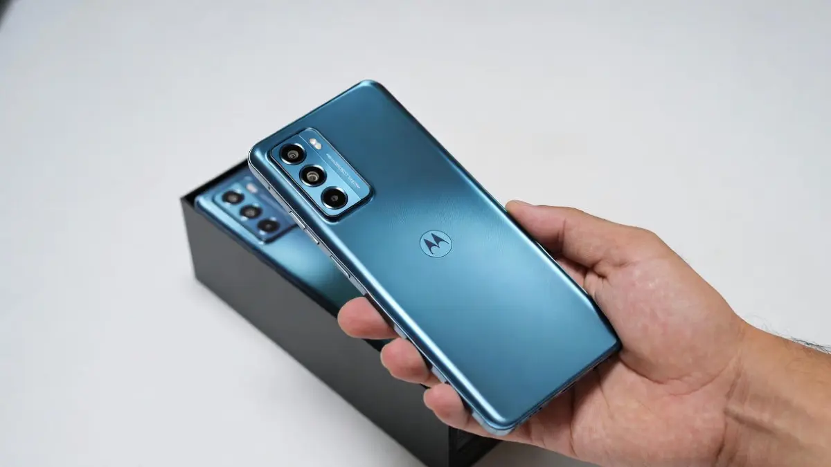 Motorola Edge 70 Pro 5G – 200MP Camera Beast at ₹28,999 with Military-Grade Toughness